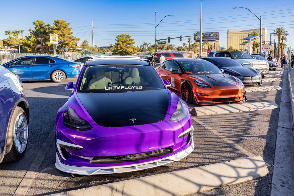 EV Madness Brings Together Over 100 Teslas in Las Vegas