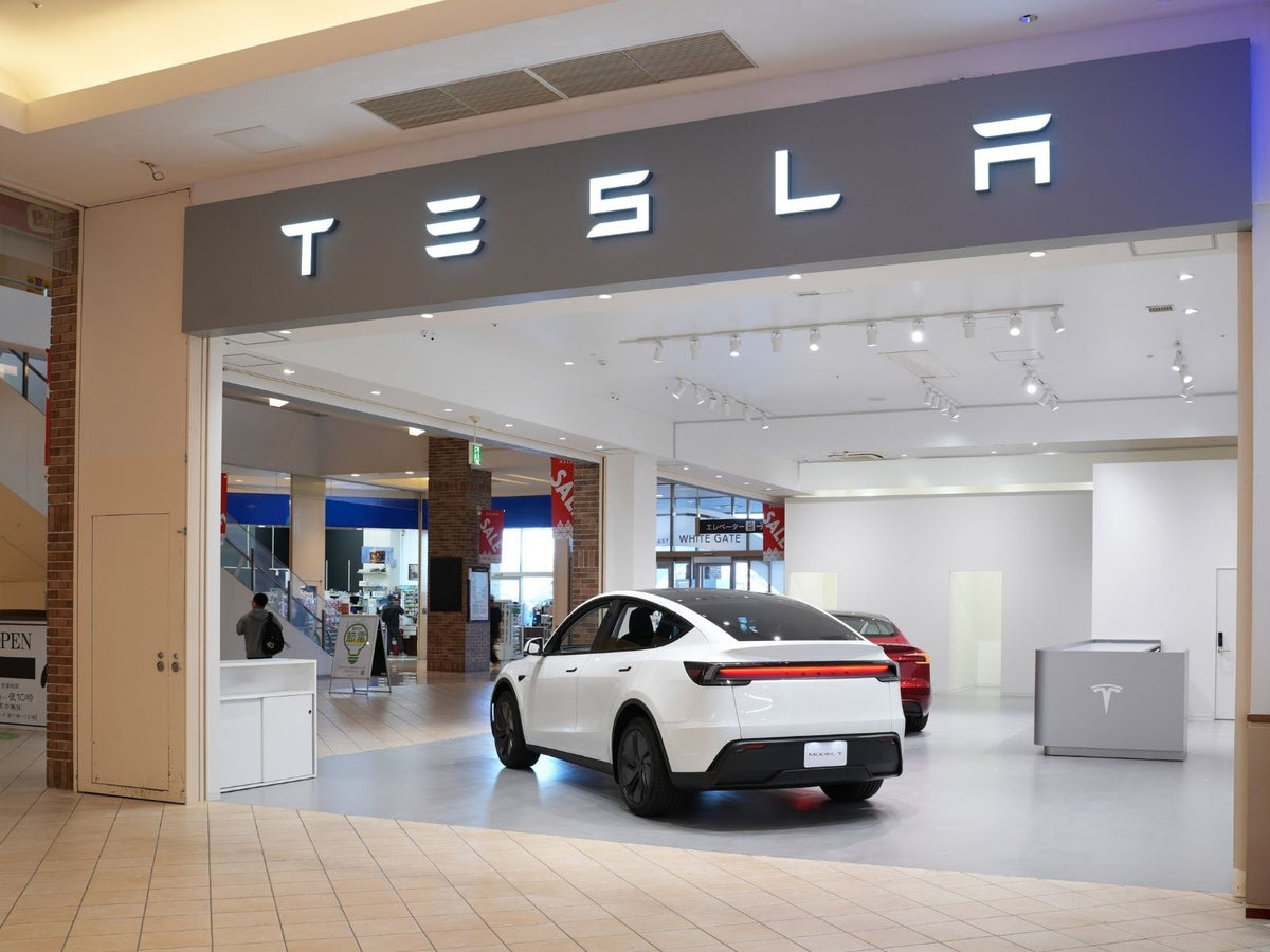Tesla’s Retail Reset in Japan Shows How EV Sales Can Take Off Fast – EVANNEX Aftermarket Tesla Accessories