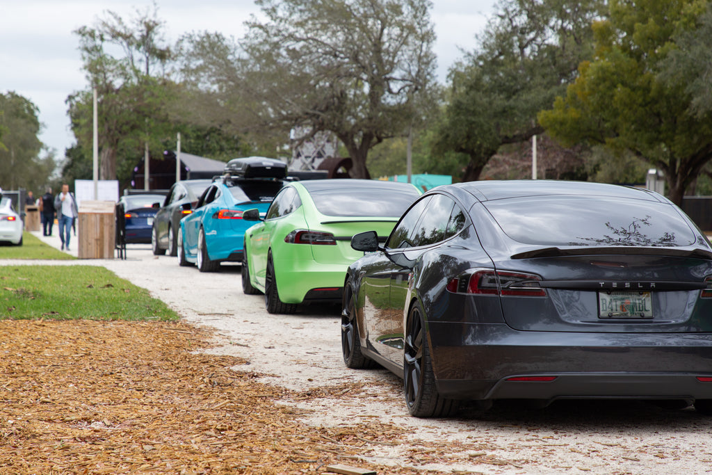 Edmunds EV Charging Test: Analyzing Tesla's Charging Efficiency