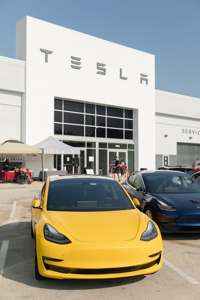 Tesla Unveils Factory Vinyl Wraps for Model 3 and Model Y: Customize Your Ride!