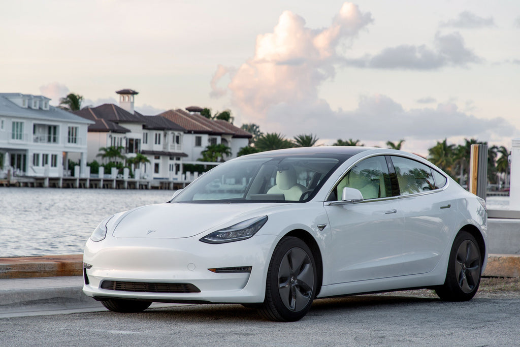 How Some Dealerships are Handling Tesla’s Price Cuts