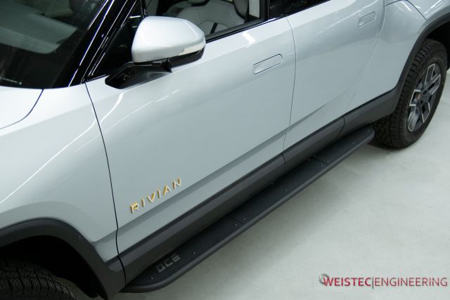 Weistec Rock Sliders for Rivian R1T and R1S
