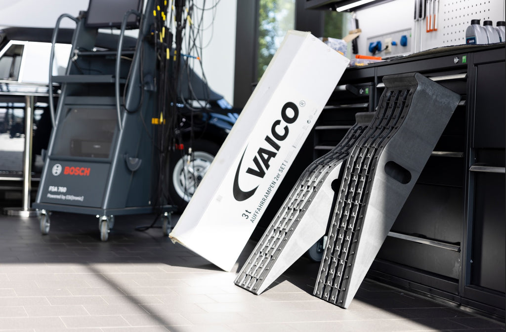 Vaico 30" Car Ramps for EV Owners