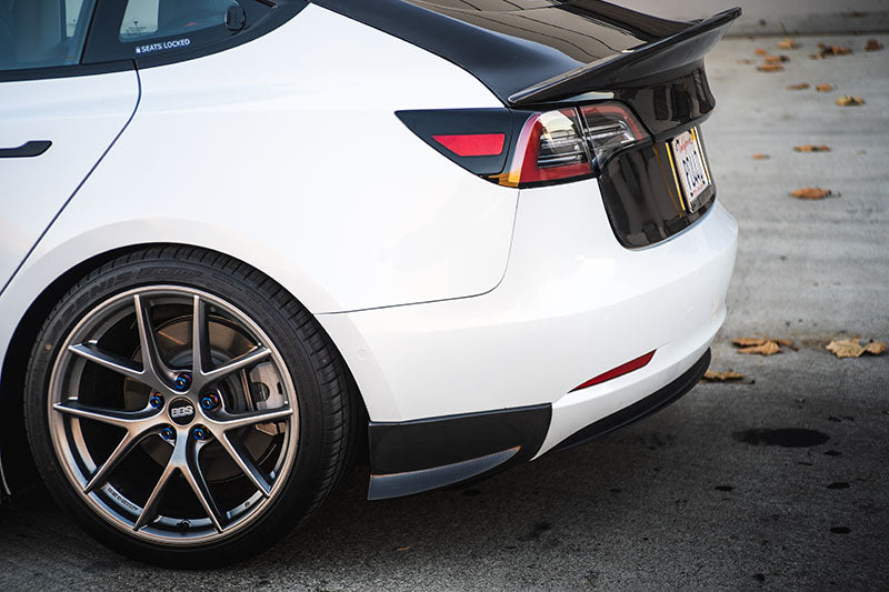 MAIER Carbon Fiber 7 Rear Spoiler Tesla Model 3 – EVANNEX