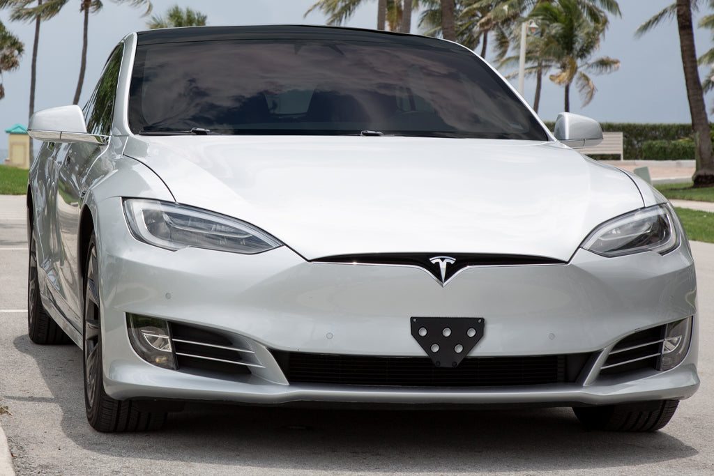 thumbnail image 2 of STO N SHO Quick Release Front License Plate Bracket For Tesla Model S 2016-2020 2 of 5