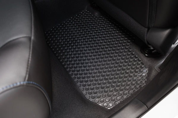 Rubbertite Floor Mats for Nissan Leaf